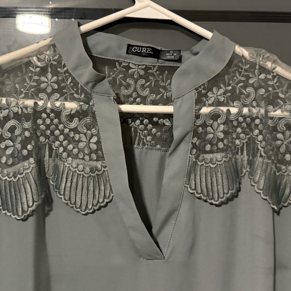 CURE Women's Elegant Grayish Green Lace Blouse